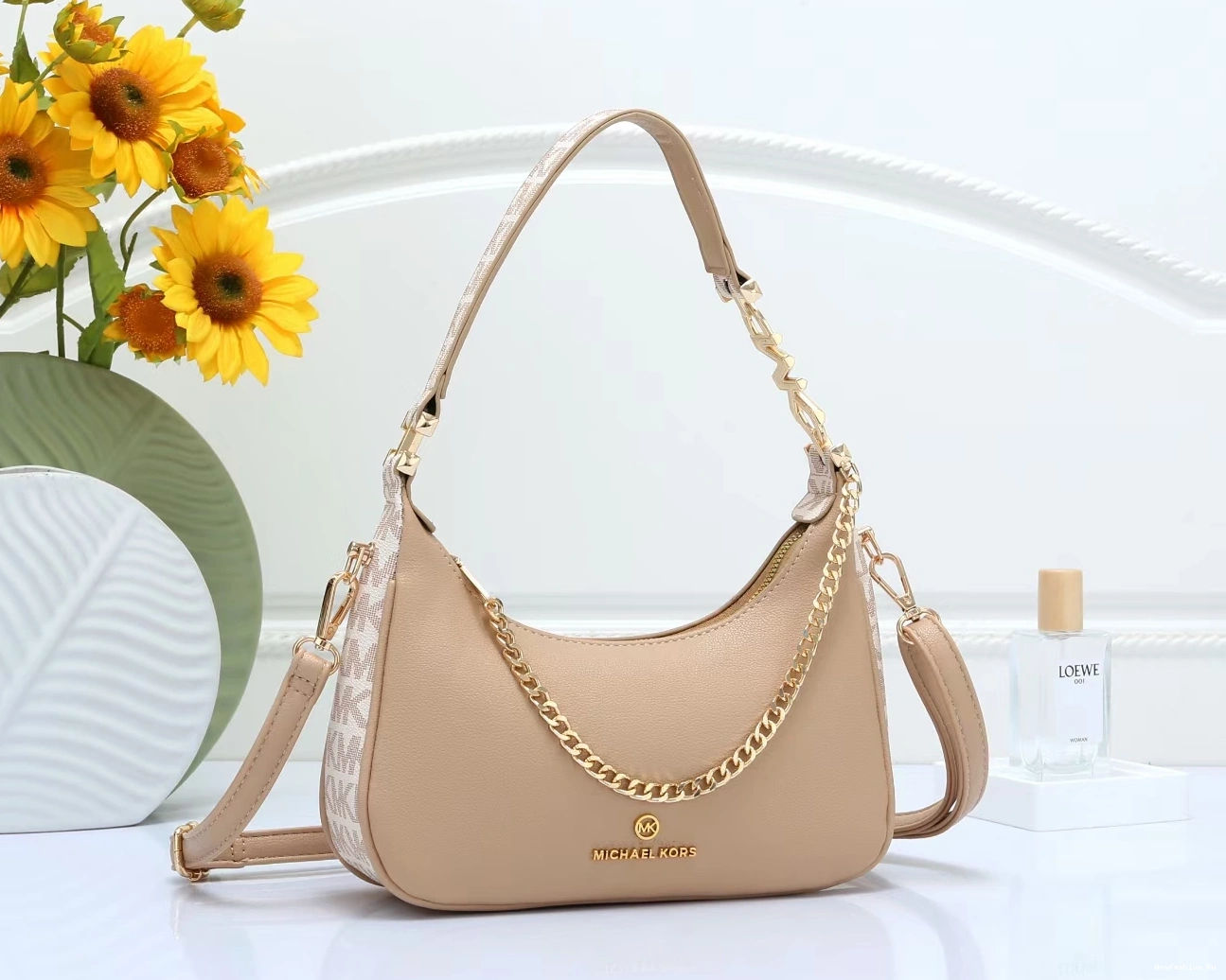 Kors Messenger 524 For Bold Women Bags Michael 0307